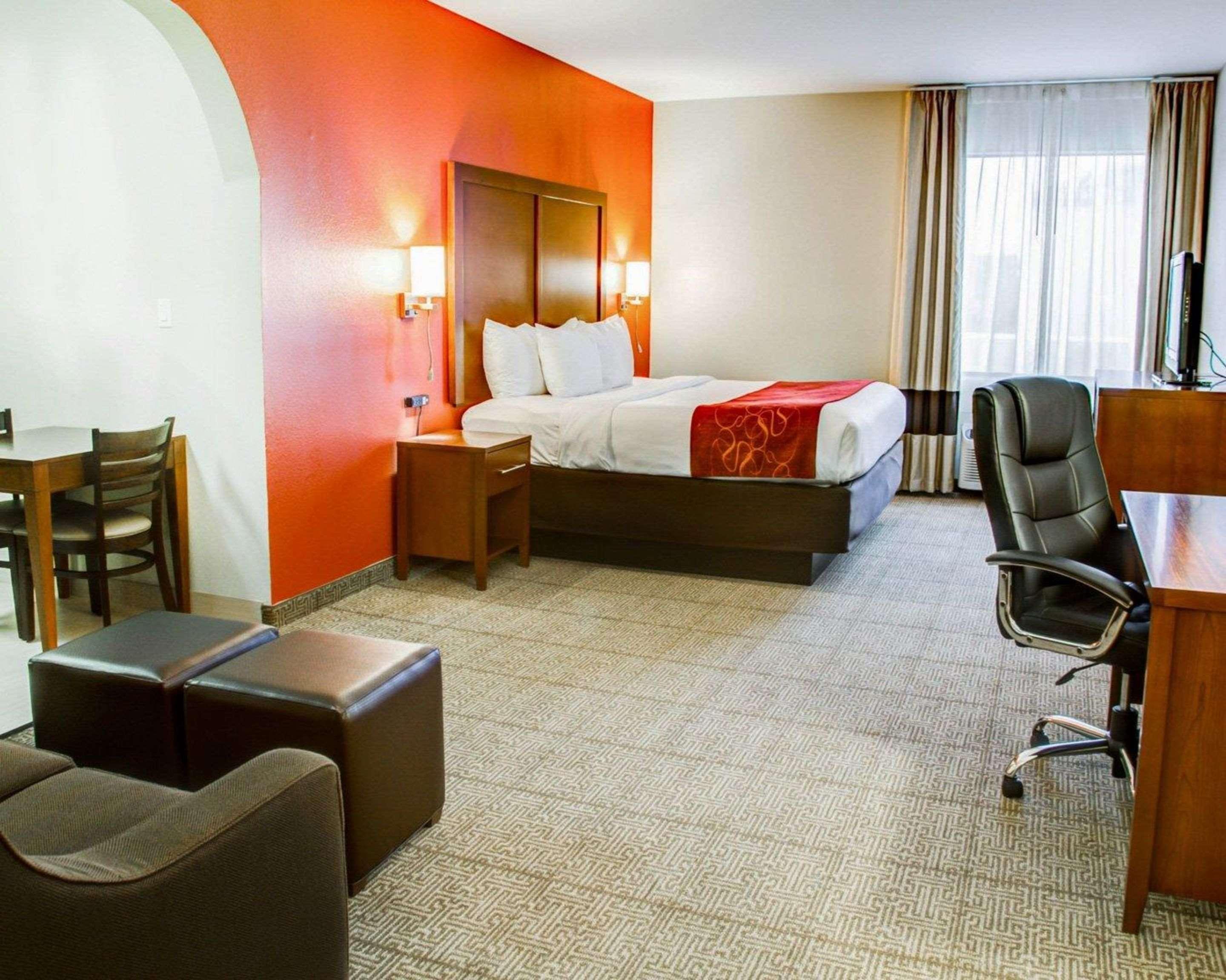 Comfort Suites Tyler South Exteriér fotografie